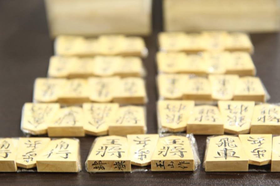 【最終価格】王将　置物　オブジェ　玉山作　将棋 最終価格】王将 置物 オブジェ 玉山作 将棋